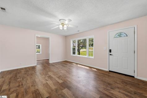 112 Newry Road Seneca SC 29672