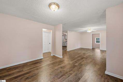 112 Newry Road Seneca SC 29672
