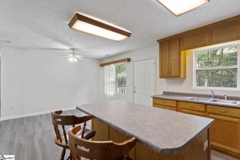 123 Sequayah Drive Fair Play SC 29643