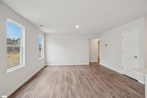 547 Tomlin Trail Spartanburg SC 29301