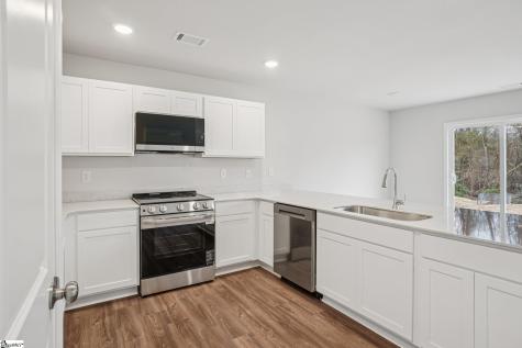547 Tomlin Trail Spartanburg SC 29301