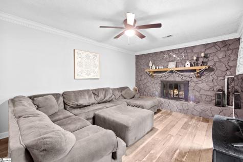 12 Virginia Avenue Travelers Rest SC 29690