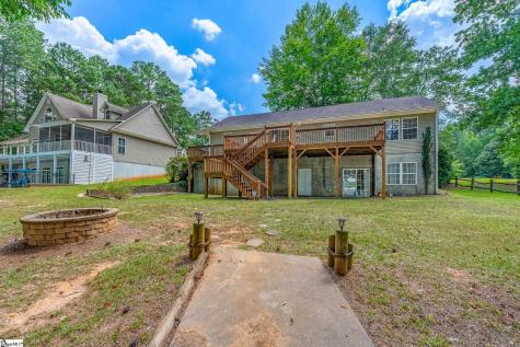246 Bay Ridge Drive Townville SC 29689