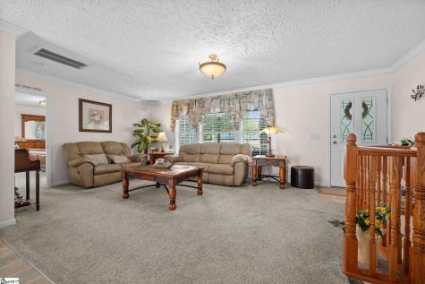 246 Bay Ridge Drive Townville SC 29689