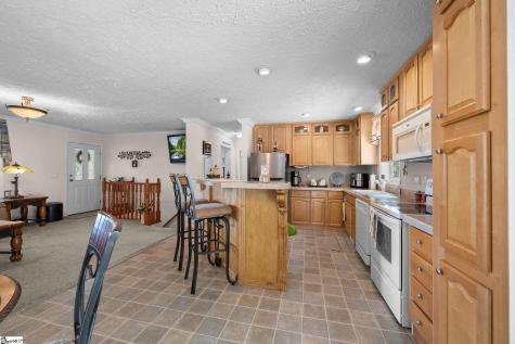 246 Bay Ridge Drive Townville SC 29689