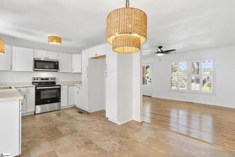 203 Fernwood Circle Anderson SC 29626