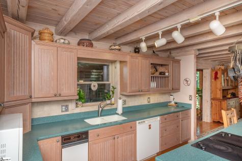 191 Crystal Lane Townville SC 29689
