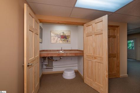 191 Crystal Lane Townville SC 29689