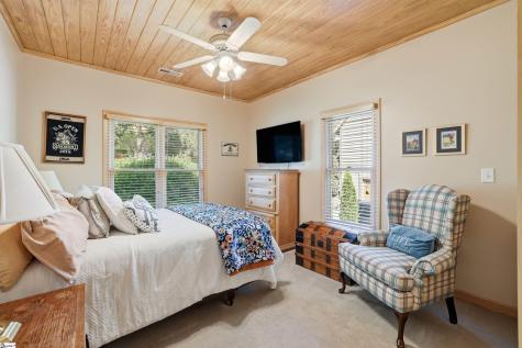 121 Raptor Way Landrum SC 29356