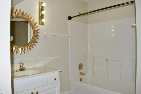 381 Royal Burgess Drive Campobello SC 29322