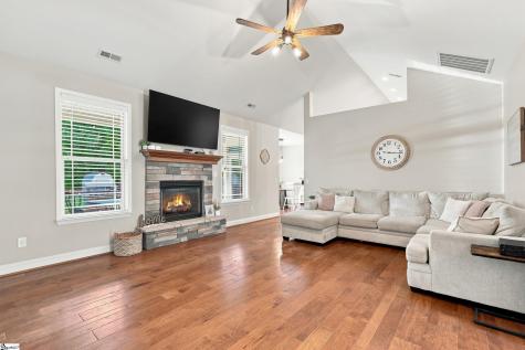 411 Oak Ridge Place Easley SC 29642