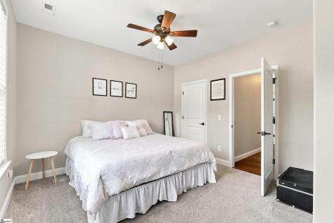 411 Oak Ridge Place Easley SC 29642