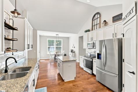 411 Oak Ridge Place Easley SC 29642