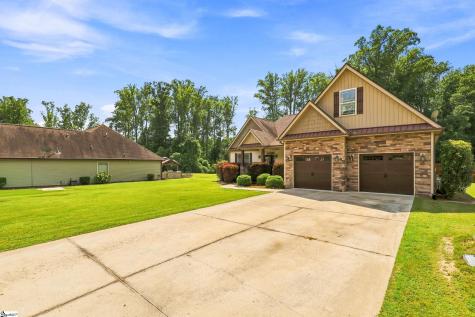 411 Oak Ridge Place Easley SC 29642