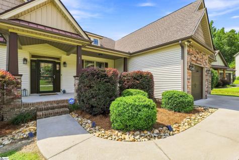 411 Oak Ridge Place Easley SC 29642