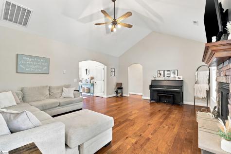 411 Oak Ridge Place Easley SC 29642