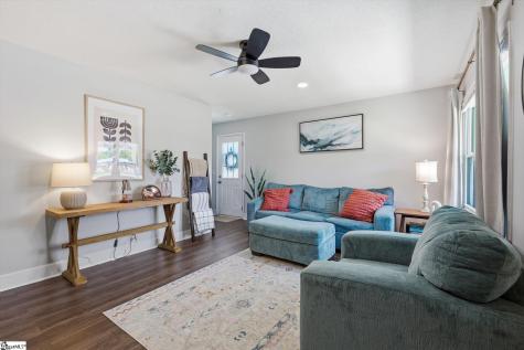 105 G Street Williamston SC 29697