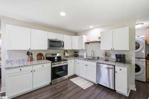 105 G Street Williamston SC 29697
