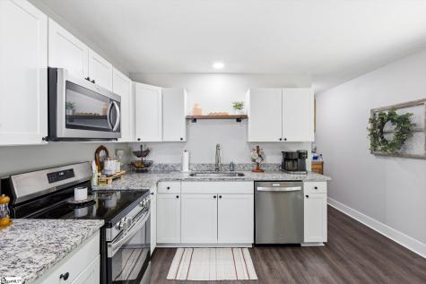105 G Street Williamston SC 29697