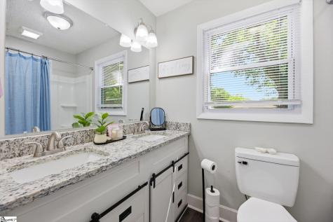 105 G Street Williamston SC 29697