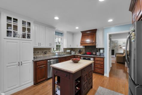 210 Heathwood Drive Spartanburg SC 29307