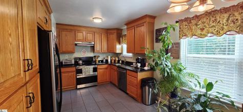 658 Maple Drive Greer SC 29651