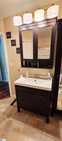 658 Maple Drive Greer SC 29651