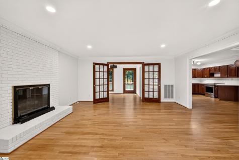 5 Crestline Road Greenville SC 29609