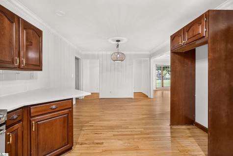 5 Crestline Road Greenville SC 29609