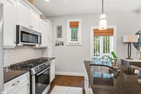 325 Hampton Avenue Greenville SC 29601