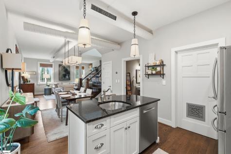 325 Hampton Avenue Greenville SC 29601