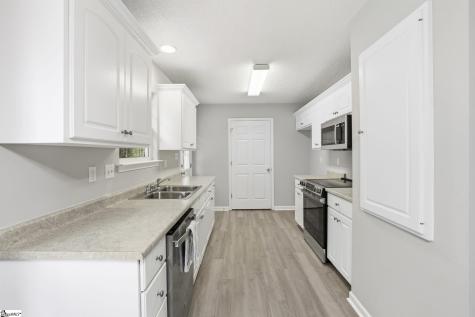 141 Brookwood Creek Drive Landrum SC 29356