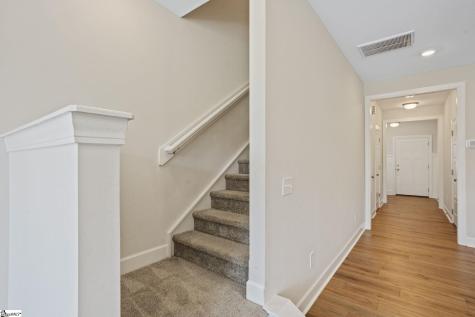 324 Hollenbeck Place Greenville SC 29607
