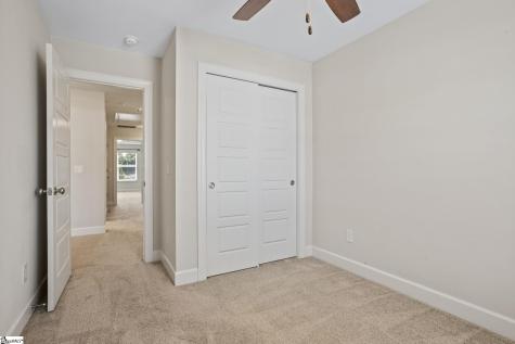 324 Hollenbeck Place Greenville SC 29607
