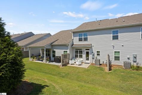 324 Hollenbeck Place Greenville SC 29607
