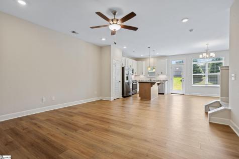 324 Hollenbeck Place Greenville SC 29607
