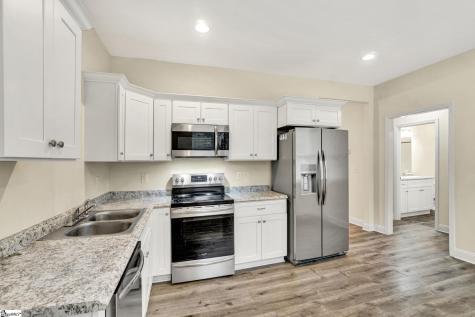 305 Saluda Street Belton SC 29627