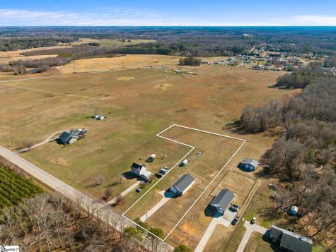 524B Big Creek Road Belton SC 29627