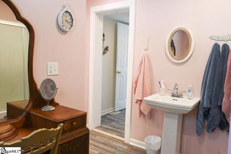 92 Bridgewater Court Iva SC 29655