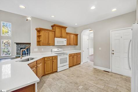 104 Ginkgo Court Easley SC 29642