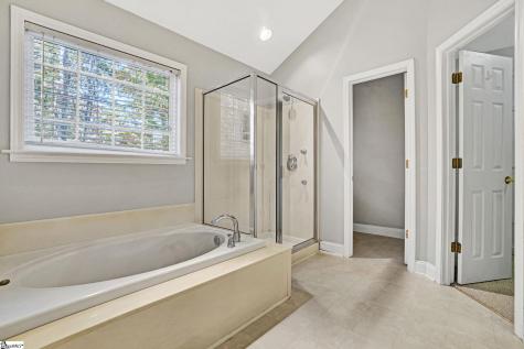 104 Ginkgo Court Easley SC 29642