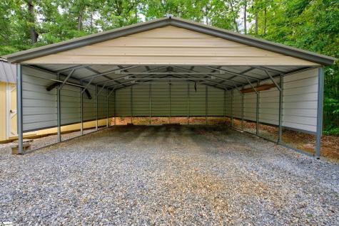 748 N Elm Avenue Landrum SC 29356