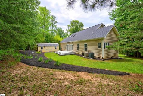 748 N Elm Avenue Landrum SC 29356
