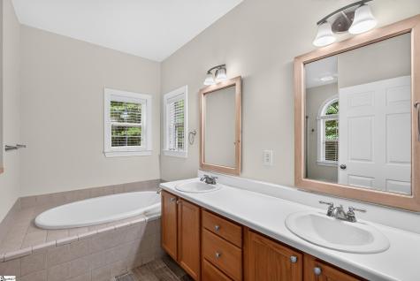 748 N Elm Avenue Landrum SC 29356