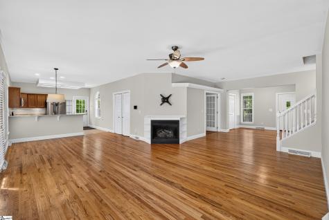 748 N Elm Avenue Landrum SC 29356