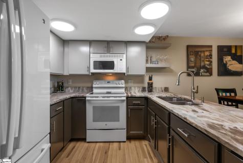 560 S Flagship Drive Salem SC 29676