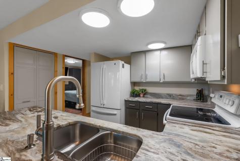 560 S Flagship Drive Salem SC 29676