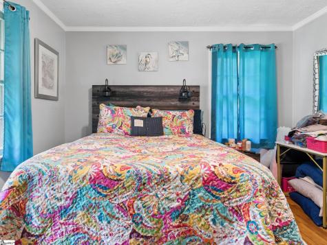 1124 Camelot Forest Belton SC 29627