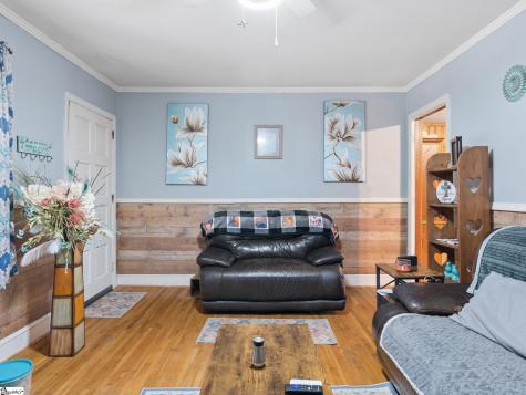 1124 Camelot Forest Belton SC 29627