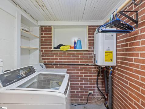 1125 Friendship Road Seneca SC 29678